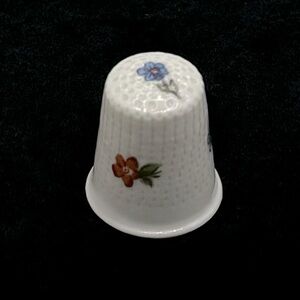 LIMOGES Vintage Floral Porcelain Thimble